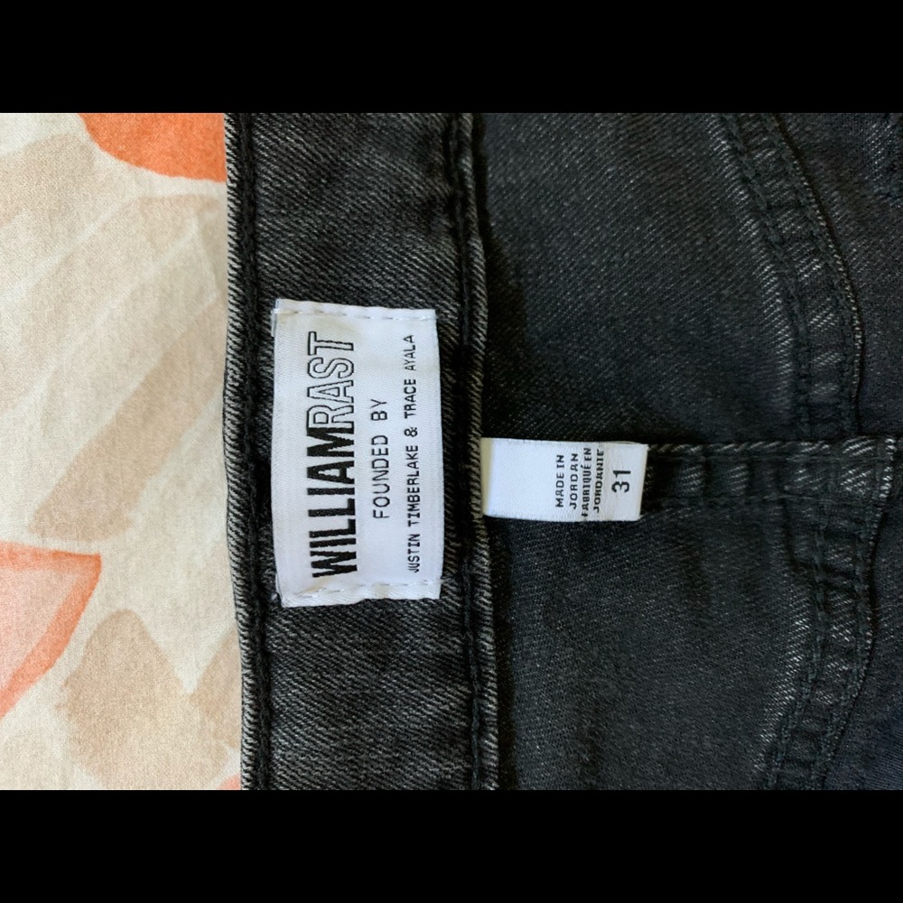 Black cut off denim shorts - Picture 3 of 5